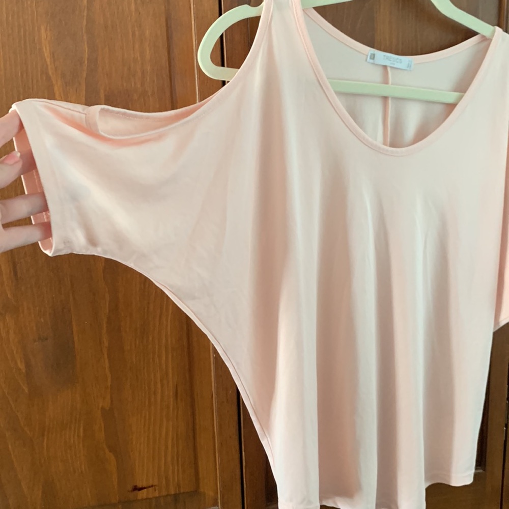 Cold Shoulder Top - Picture 2 of 6